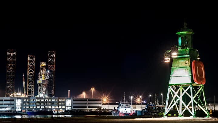 Esbjerg havn i mørke