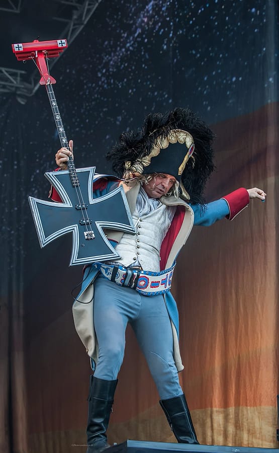 Stig Pedersen har været bassist så længe som D-A-D Har eksisteret og var med til at danne gruppen Disneyland after Dark, hvor de var tæt på at blive sagsøgt af den store gigant fra USA DIsney. pga ophavsretten på navnet Disneyland. Derfor hedder de idag D.A.D.